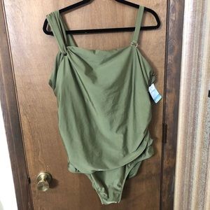 Island Waves 3X one piece Swimsuit NEW
